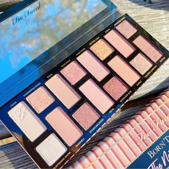NEW Too Faced Born This Way Eyeshadow Pallete - Picture 7 of 12
